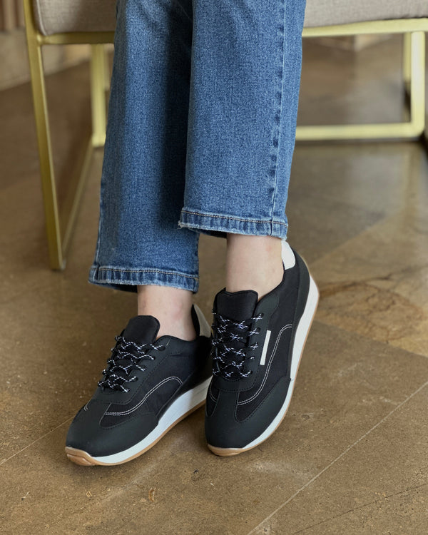 TENIS NAIRA